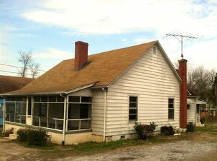 528 Green St, Woodruff, SC 29388