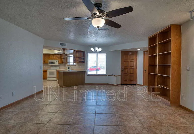 2512 Cisco Dr S — Photo 53