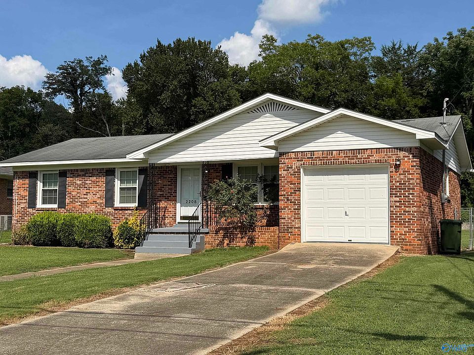 1st image of 2208 Rodgers Dr NE