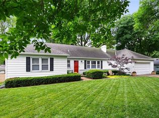 909 W 97th Ter, Kansas City, MO 64114