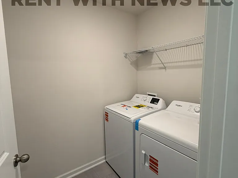 105 Brookberry Ct — Photo 21
