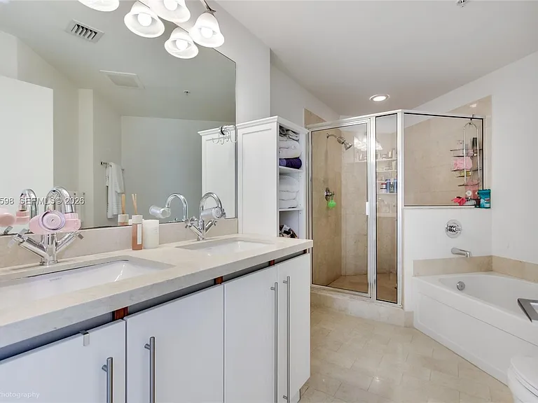 79 SW 12th St #2306 — Photo 15