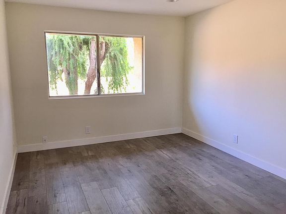 3rd image of 1256 Patricia Ave Unit 11