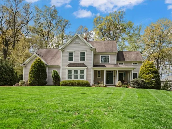 24 Pound Sweet Hill, Bethel, CT 06801