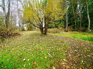 221 Holcomb Rd, Kelso, WA 98626