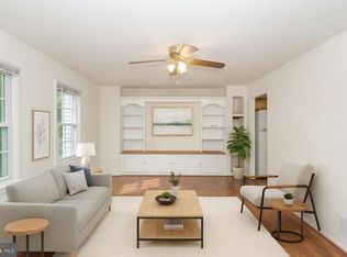 1822 Foxdale Ct, Crofton, MD 21114