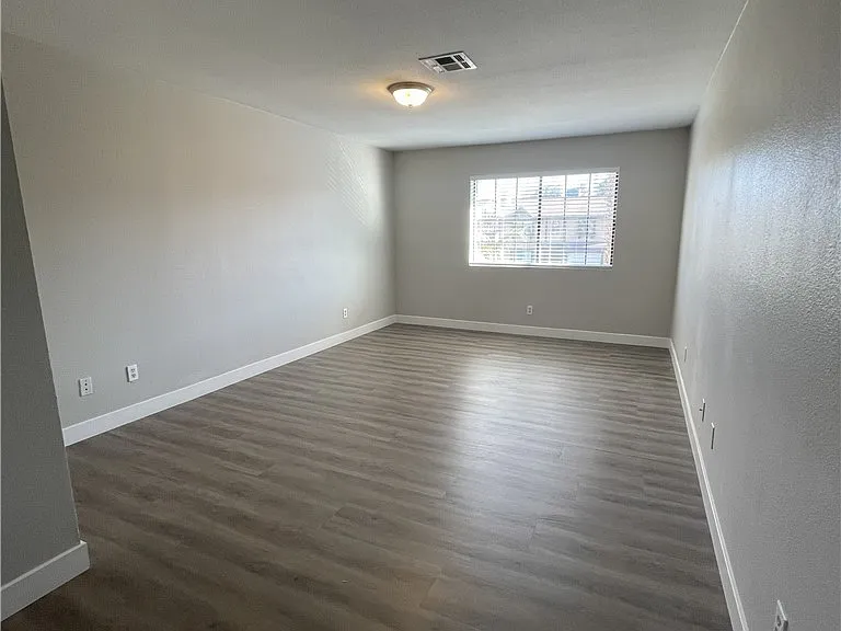 2840 Belleza Ln — Photo 21