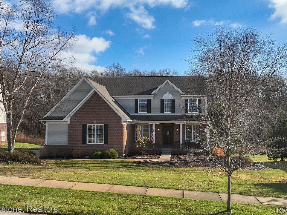 1st image of 9654 Westwood Cir