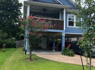 511 Oak Rd, Clear Lake Shores, TX 77565