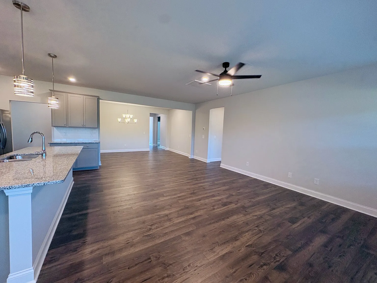 4 bed, 2907 sqft, $2,690 — Photo 4