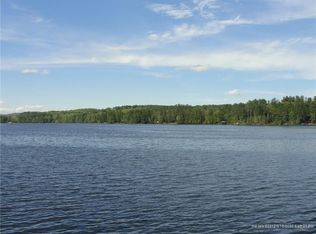 22 Hutchins St, Norway, ME 04268