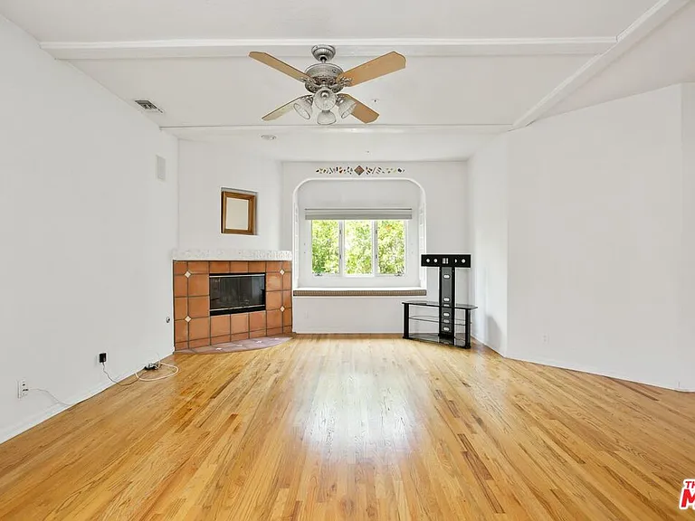 333 S McCarty Dr — Photo 12