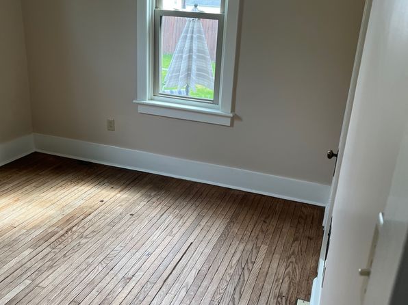 1268 Market St, Sunbury, PA 17801