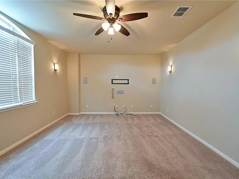 100 Lake Mineral Wells Dr — Photo 10