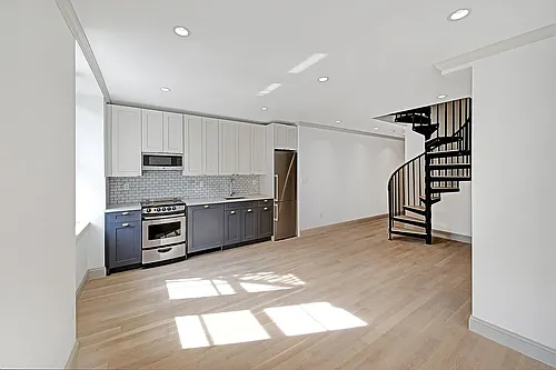 57 2nd Ave #23/33 Photo 1