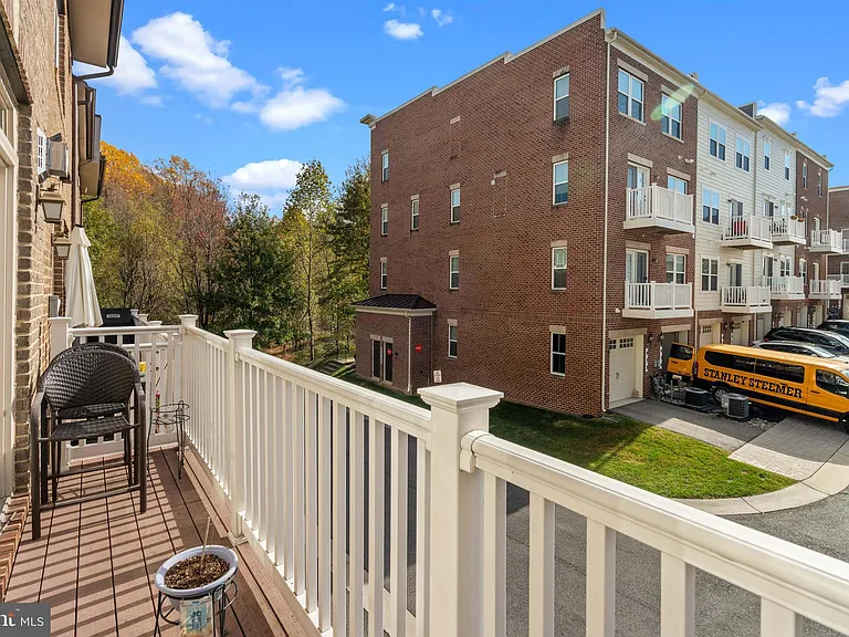 412 Blue Flax Pl — Photo 34