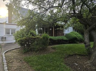 2780 Rockaway Ave, Oceanside, NY 11572