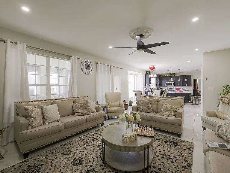 601 Crossover Ct — Photo 10
