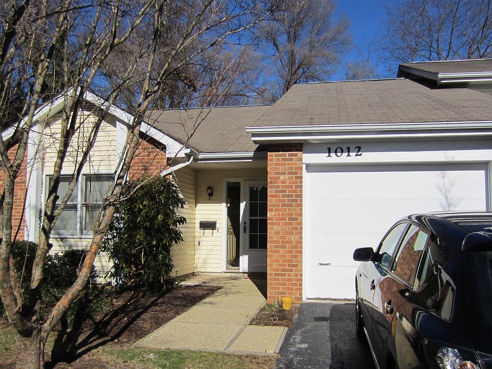 1st image of 1012 Evergreen Way