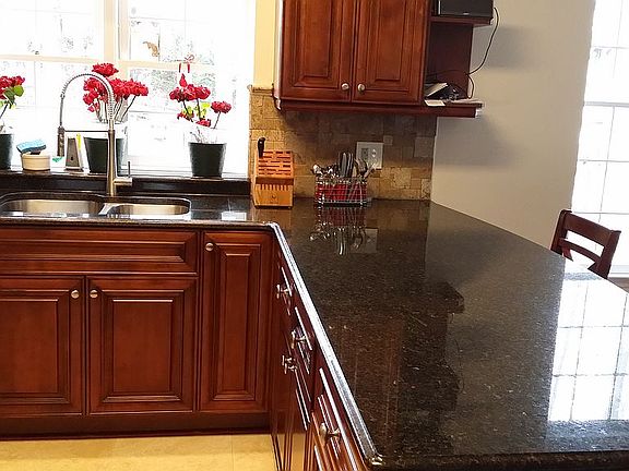 Granite & undermount sink