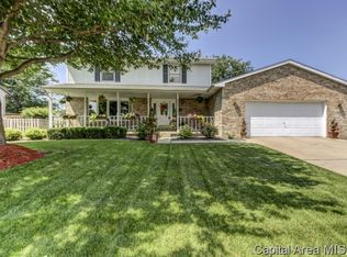 5313 Deerwood Lake Dr, Springfield, IL 62703