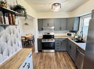 6112 Ellison Ave, Omaha, NE 68104