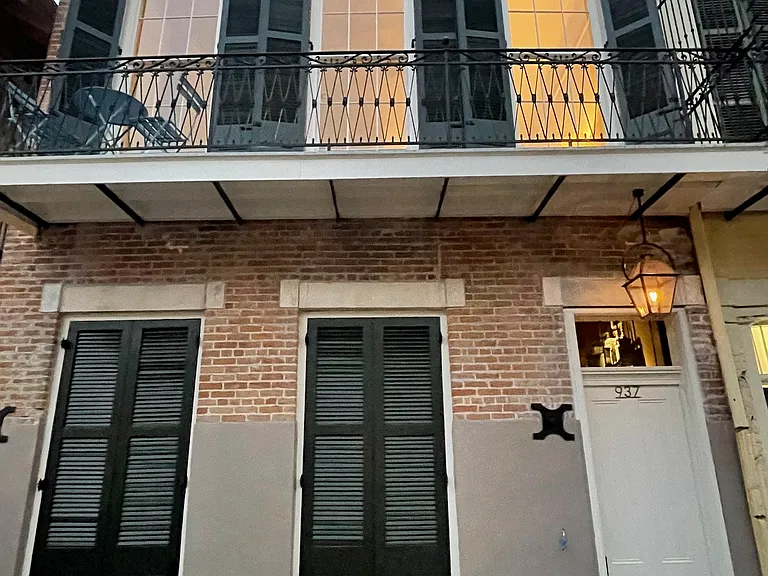 937 Dumaine St #202 — Photo 1