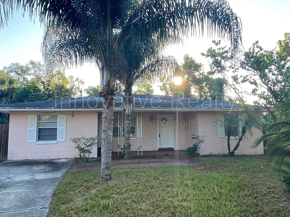 5 Michelle Dr