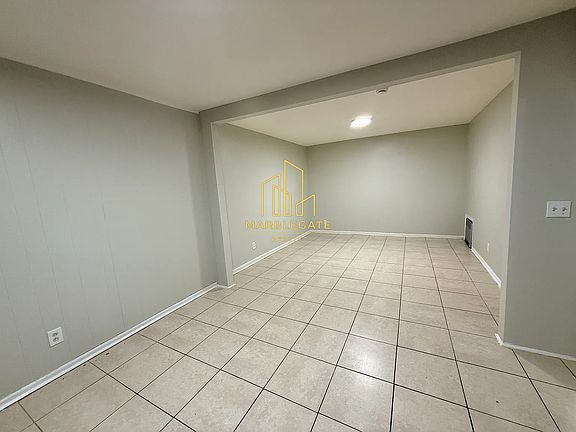 3rd image of 809 Summer Ave #22