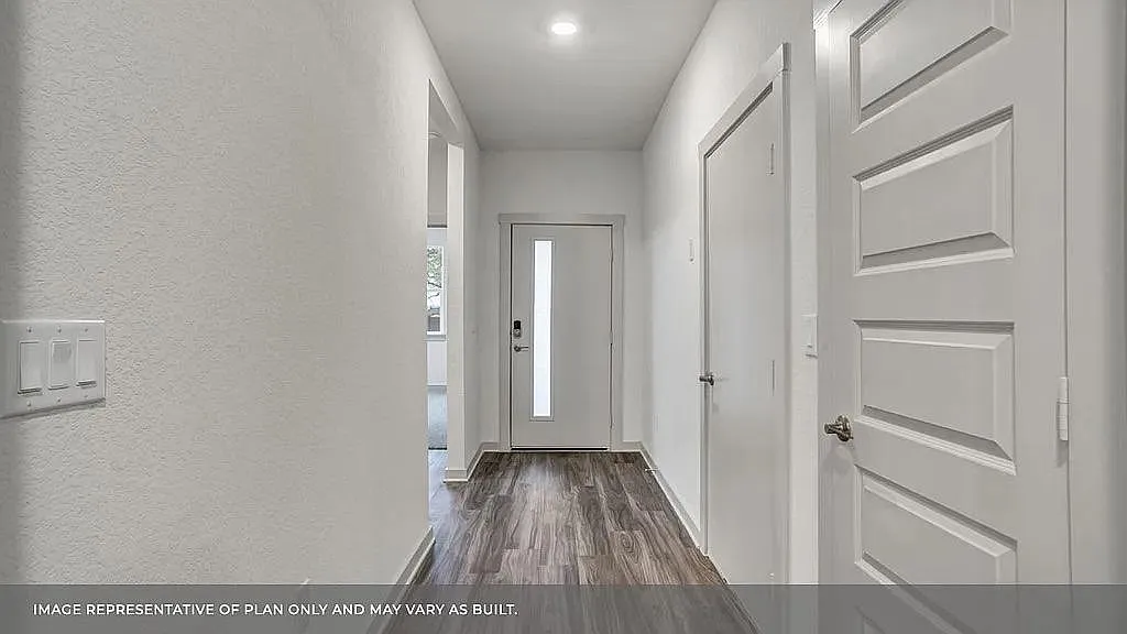 13608 Lubeck Dr — Photo 3