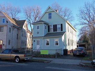 31 E Hooker St, Springfield, MA 01107