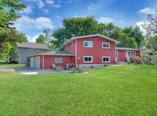 2221 E Old Shakopee Rd, Bloomington, MN 55425
