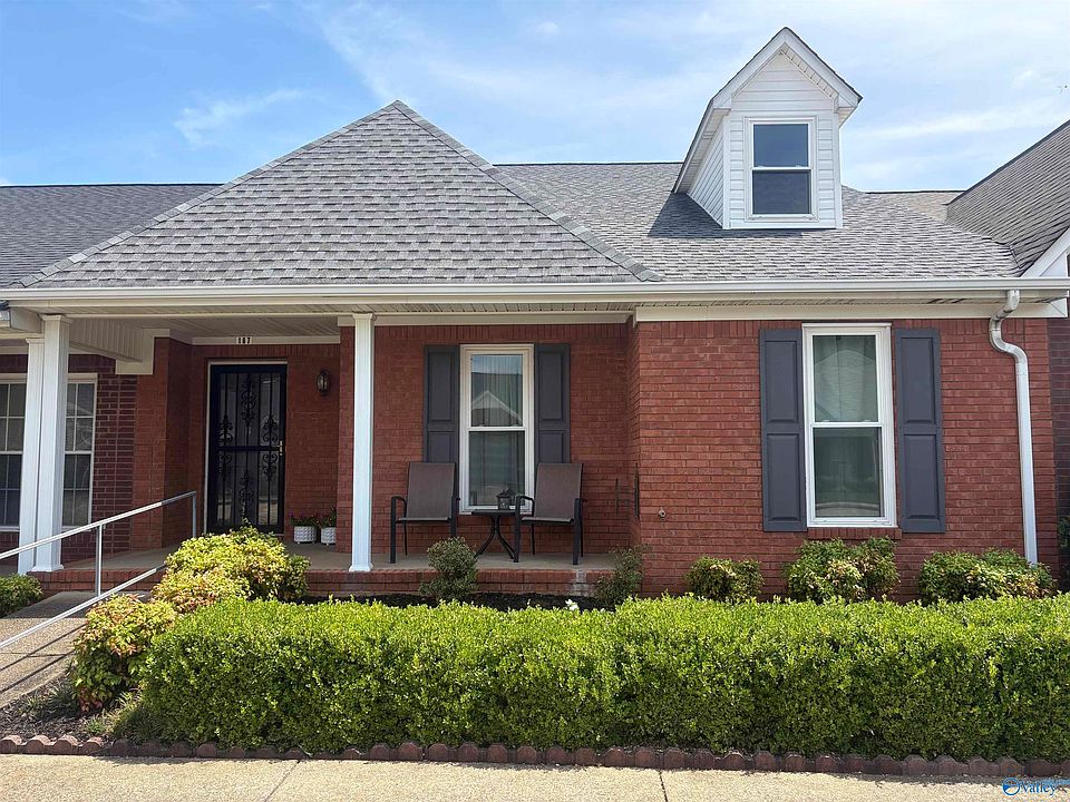 1st image of 167 Sycamore Pl
