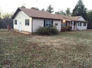 169 Jenkins Church Rd, Cumberland, VA 23040