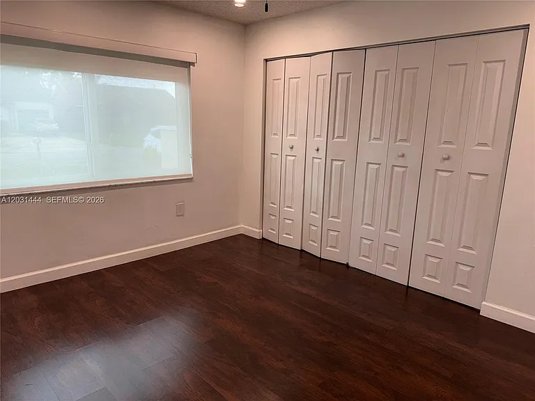 20333 NW 36th Ave — Photo 13