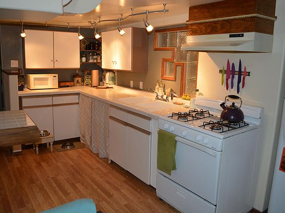 3rd image of 8022 12th Ave NW #B