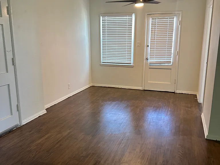 4410 Le Park Dr — Photo 6