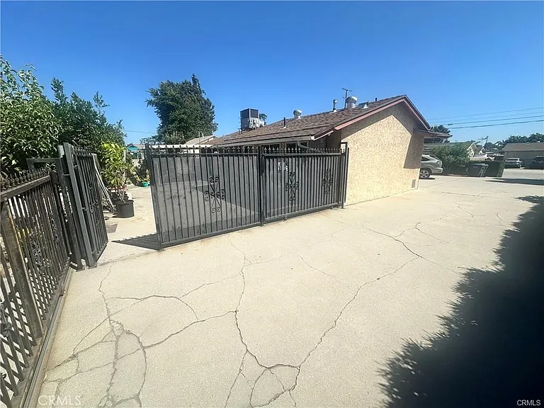 11713 Killian St #B — Photo 3