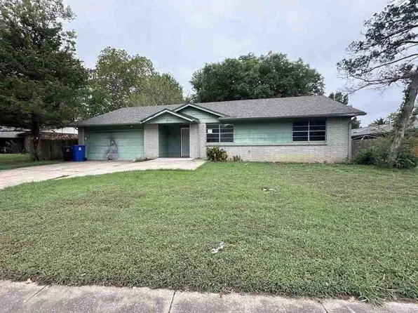 905 S 30th St, Broken Arrow, OK 74014