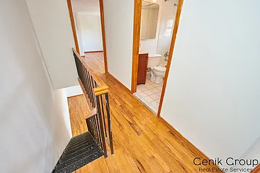 Rented by Genik Group Corp