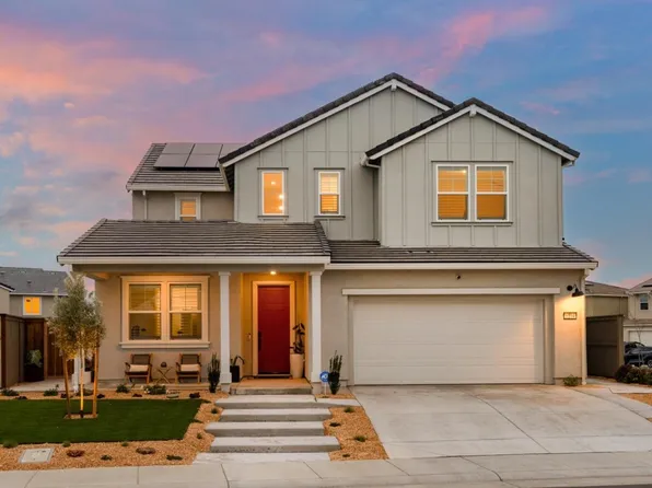 6104 Blue Dog Dr, Roseville, CA 95747