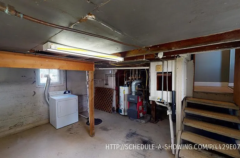402 E Park St — Photo 8