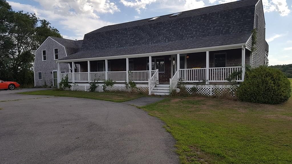 1015 Main St, MA 02743 Zillow