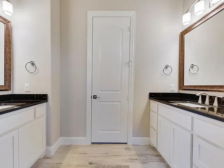 4044 Crowe Ln — Photo 7