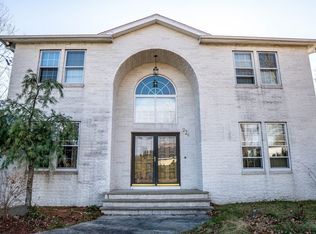 924 Wood St, Swansea, MA 02777