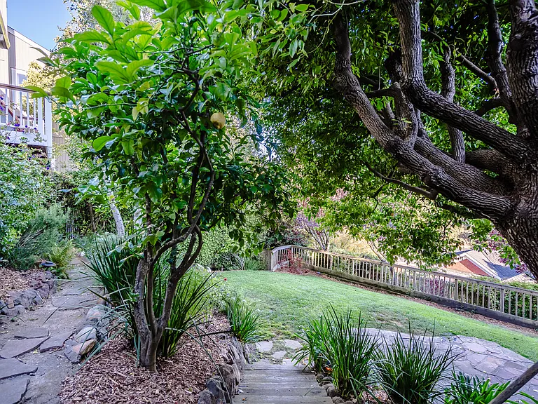 961 W California Ave — Photo 22