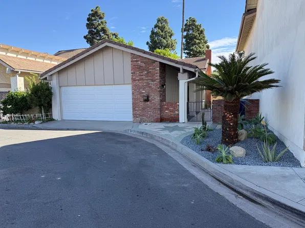 12472 Interior Cir, Los Alamitos, CA 90720
