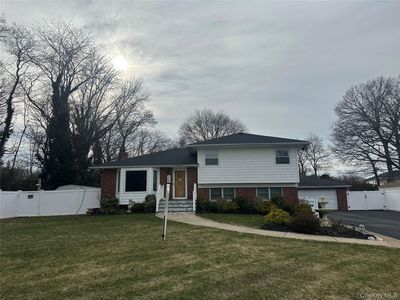 12 Parkdale Drive, Farmingdale, NY, 11735