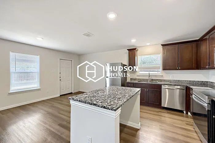 4505 Rocking K Dr — Photo 6