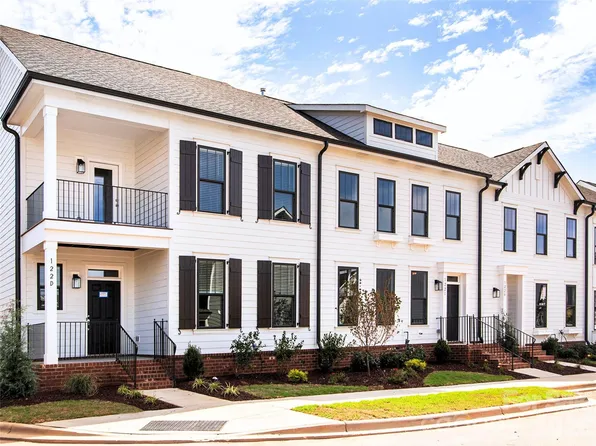 10225 Rainier Trail Dr NW, Huntersville, NC 28078